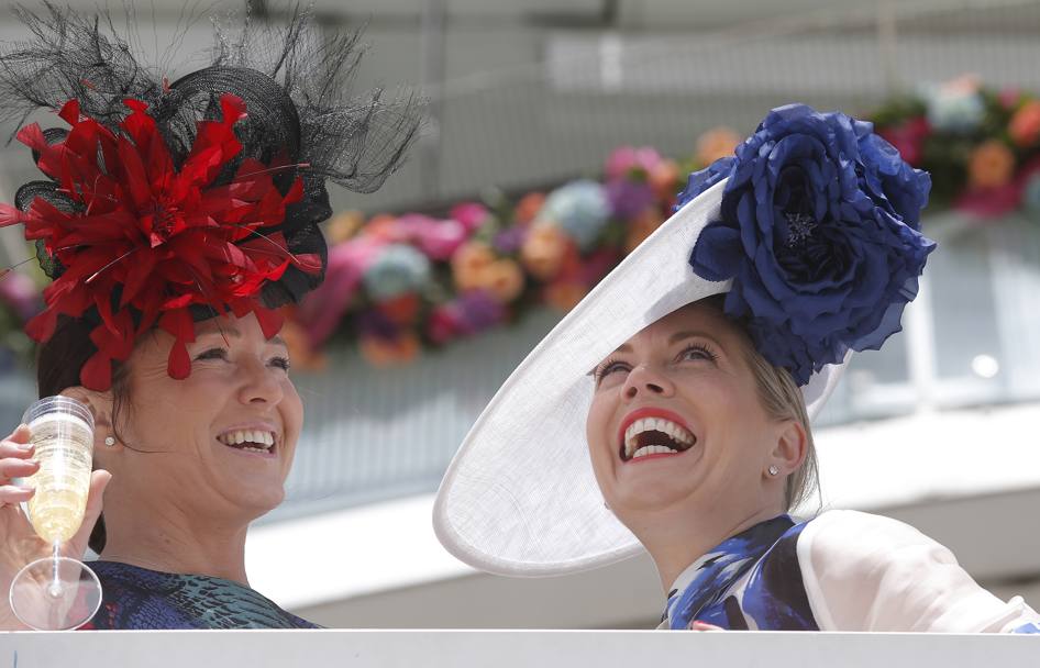Non  Derby senza cappelli. Reuters